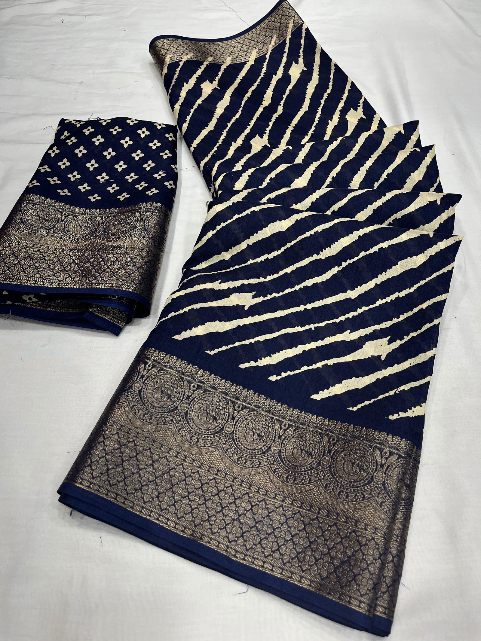 Wow Lehriya Dola Silk With Jecurd Border Saree Catalog